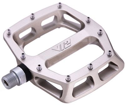 dmr v12 magnesium pedals review