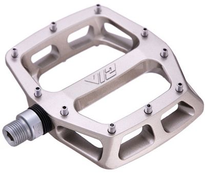 DMR V12 Magnesium Flat Pedals Review