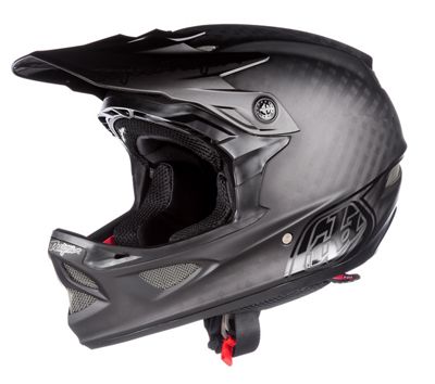 Troy Lee Designs D3 Carbon MIPS - Midnight Black  2017 Review