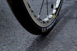 chain reaction road tyres