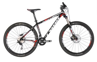 http://www.chainreactioncycles.com/fr/fr/vtt-semi-rigide-vitus-sentier-275-2014/rp-prod107035