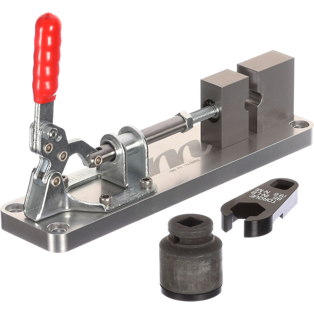Kit Manitou Mcleod Top Cap - Each, n/a