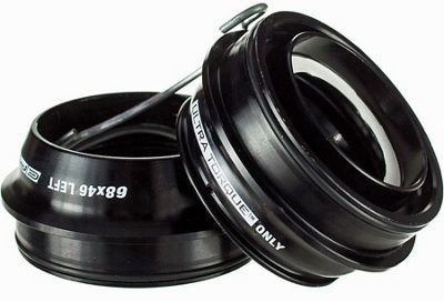 Campagnolo Ultra Torque PF30 Bottom Bracket Cups - Black - 68 x 46mm - PF30, Black
