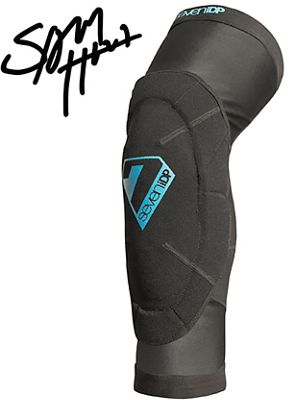 7 iDP Sam Hill Knee Pad - Black - S}, Black