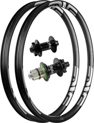 ENVE M735 Carbon MTB Rims with Pro 4 Hubs - Noir - Blanc - 12x148mm / 15x110mm Shimano, Noir - Blanc
