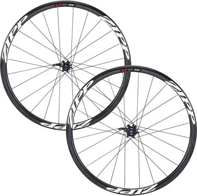 Zipp 202 Clincher Road Disc Road Wheelset Review