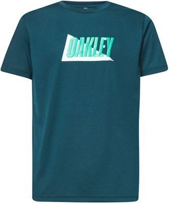 Oakley Enhance QD T-Shirt Mix 10.0 Review