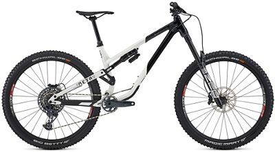 Commencal Meta AM 29 Team Suspension Bike 2021 - Sand - Slab Grey, Sand - Slab Grey
