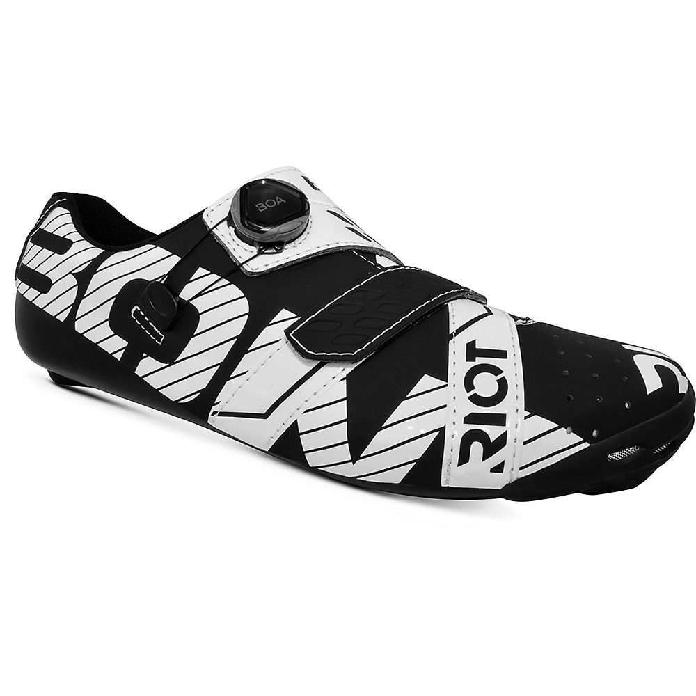 Bont Riot Road Plus Cycling Shoes (Wide Fit) 2021 - Noir - blanc - EU 40.5, Noir - blanc