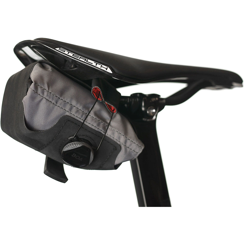 Image of Silca Seat Roll Asymmetrico Saddle Bag - Black - One Size}, Black