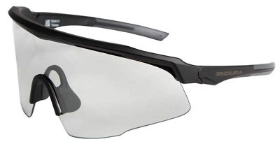 Endura Shumba 2  Photochromic Sunglasses - MattBlack}, MattBlack}