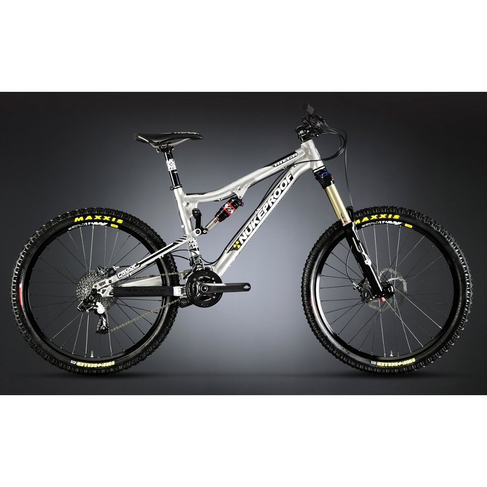 Nukeproof Mega AM Comp Bike   RockShox Monarch RT3 2012